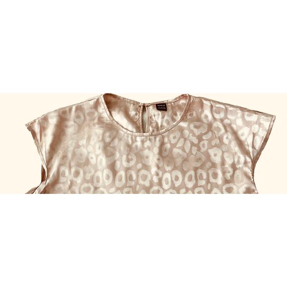 SHEIN CAP SLEEVE, ROUND NECK BLOUSE, WOMENS, L(8-10), PINK/SILVER ANIMAL PRINT - Picture 6 of 9